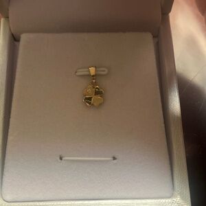 18K Swiss Gold Pendant